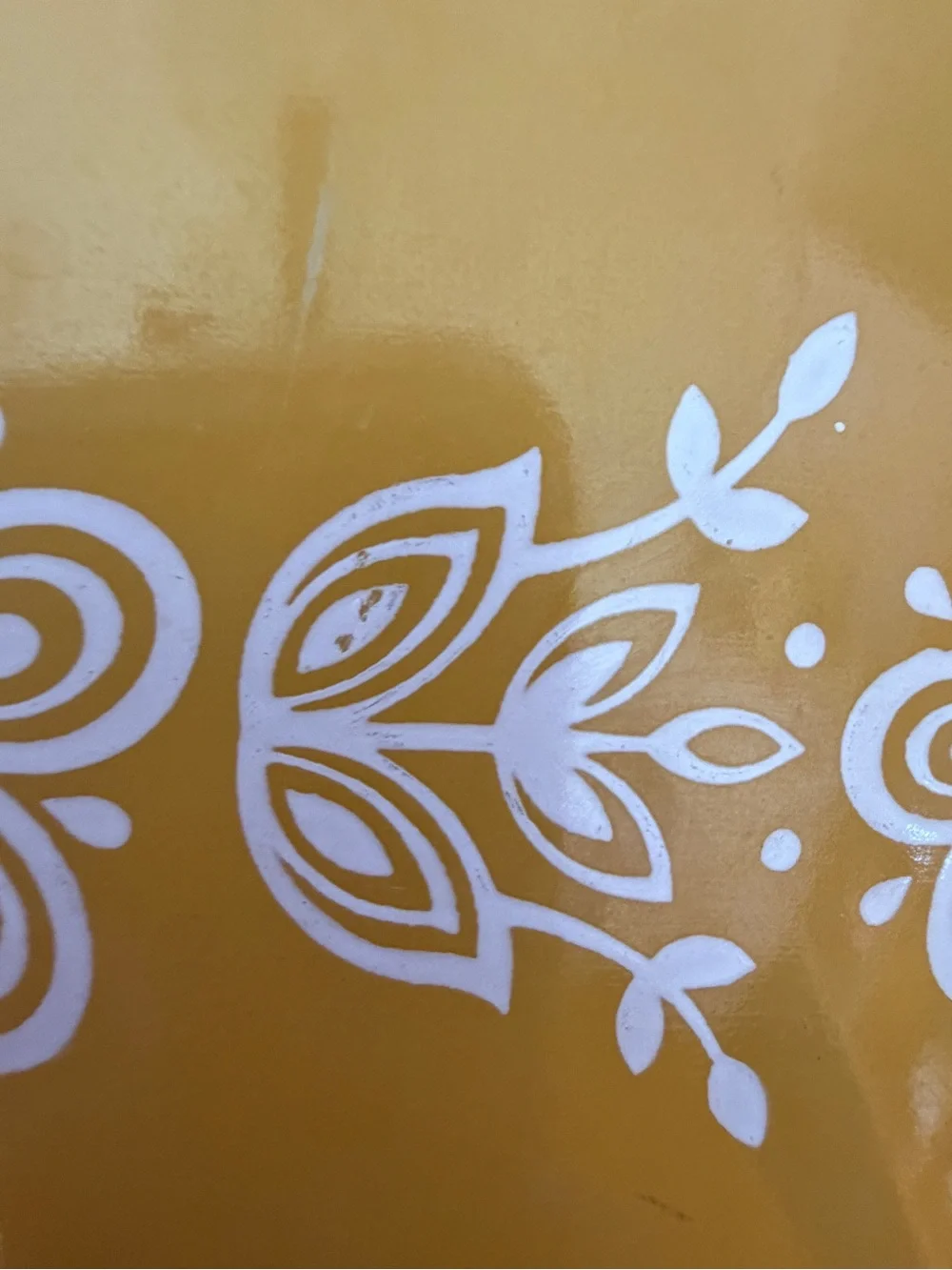 Vintage Pyrex Butterfly Gold Round Casserole Dish